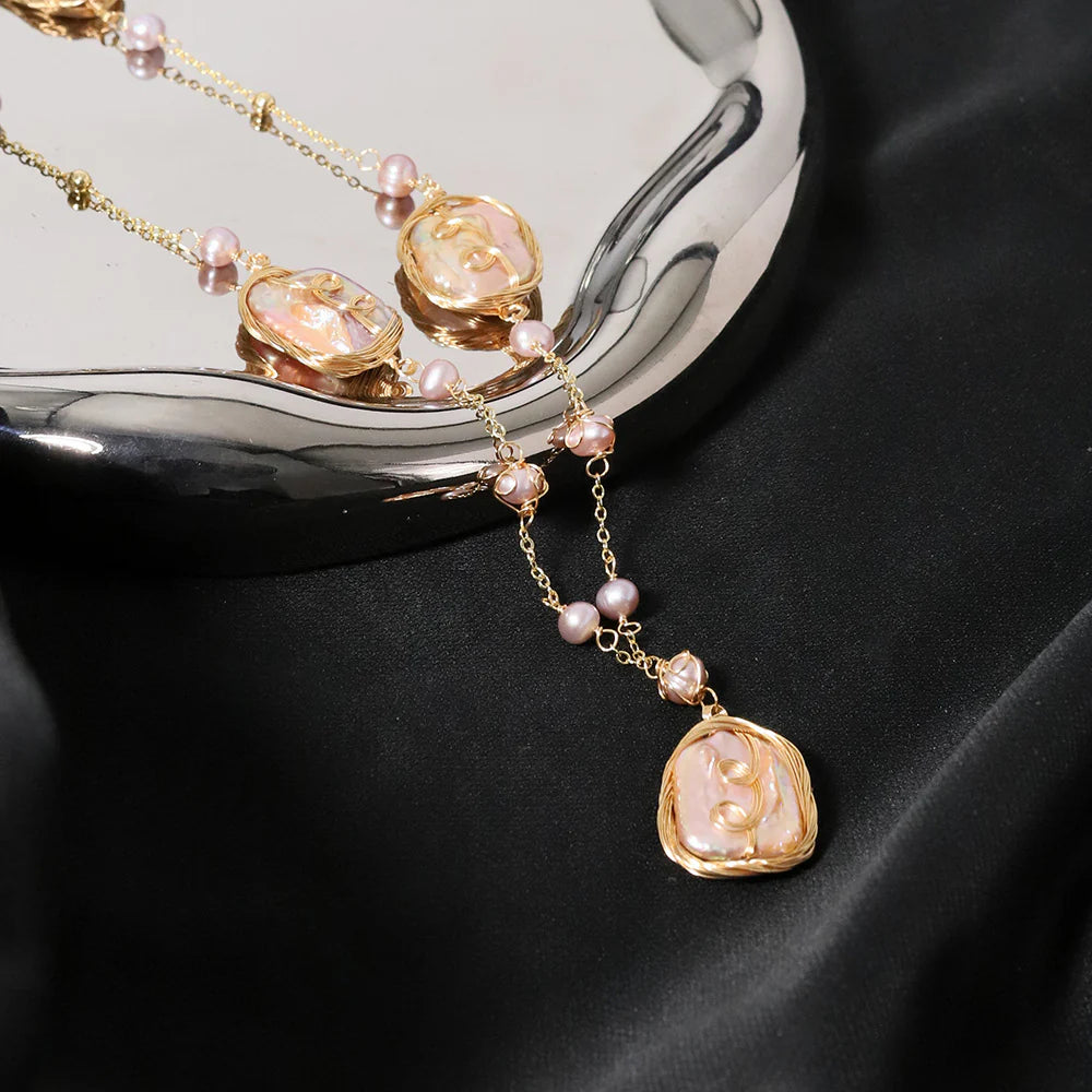 Natural Irregular-Shaped Vintage Freshwater Pearl Necklace for Women